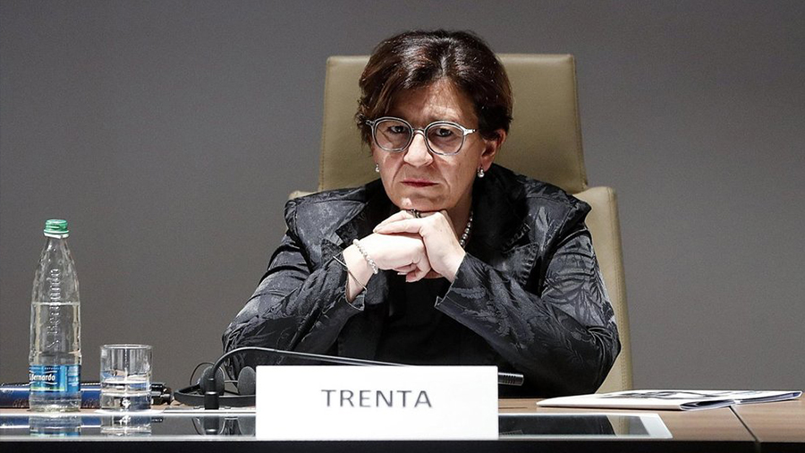وزيرة الدفاع الإيطالية: عملية صوفيا مهمة ويجب عدم خسارتها