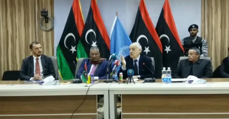سلامة: من المهم أن يجتمع الليبيون في ملتقى للتعبير عن تطلعاتهم سلامة: من المهم أن يجتمع الليبيون في ملتقى للتعبير عن تطلعاتهم