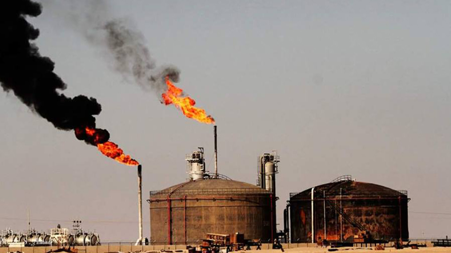 مؤسسة النفط ترفع القوة القاهرة عن بعض الحقول والموانئ وتبقيها على أخرى