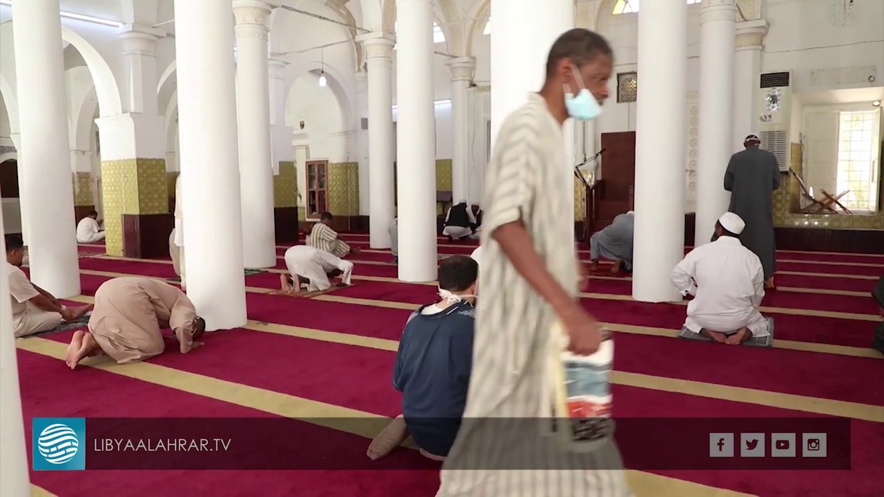 افتتاح عدد من مساجد طرابلس بعد إغلاقها بسبب كورونا