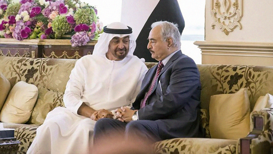 مصادر صحفية: الإمارات وحفتر يتفاوضان لخفض الدعم