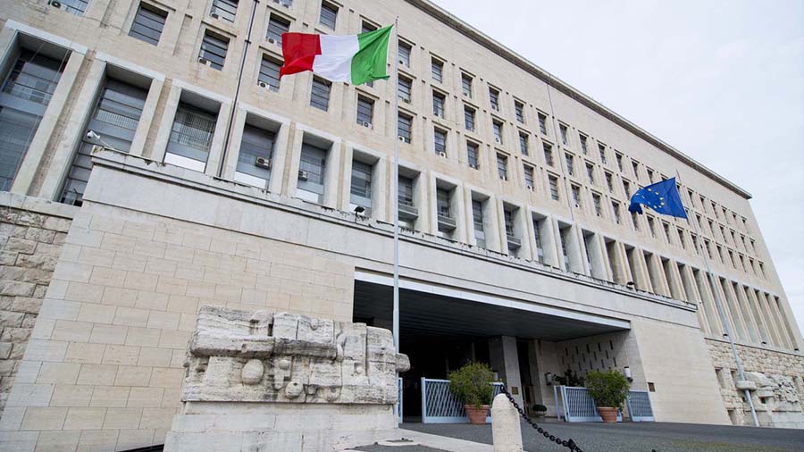 الخارجية الإيطالية: إيطاليا تتابع باهتمام مخرجات جلسة جنيف لملتقى الحوار السياسي الليبي