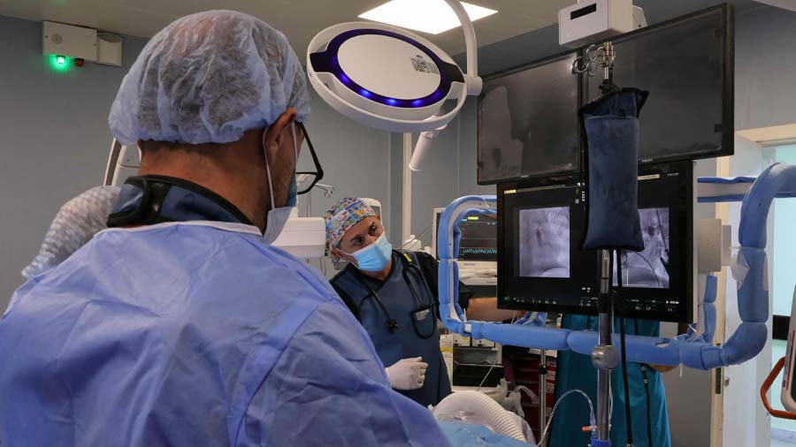 مركز القلب بتاجوراء يوقع اتفاقية دولية لإجراء مئات عمليات قلب الأطفال وتدريب الكوادر