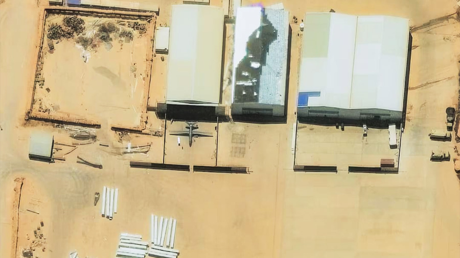 بالأقمار الصناعية.. رويترز تكشف حصول حفتر على مسيّرات قتالية