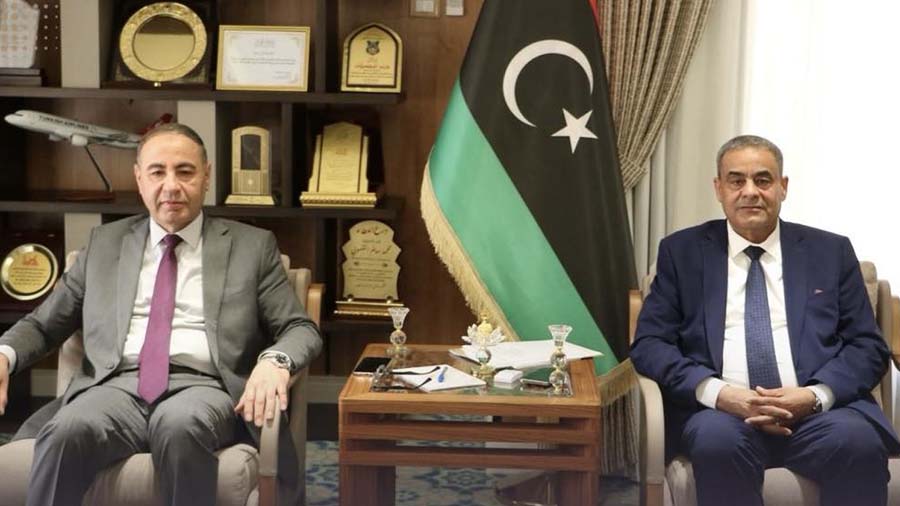 الشهوبي والباعور يبحثان ملف الناقلة “بدر” المحتجزة في بلغاريا