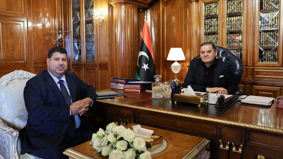 سليمان يطلع الدبيبة على إيرادات النفط وبلوغ الإنتاج 1.43 مليون برميل يوميا